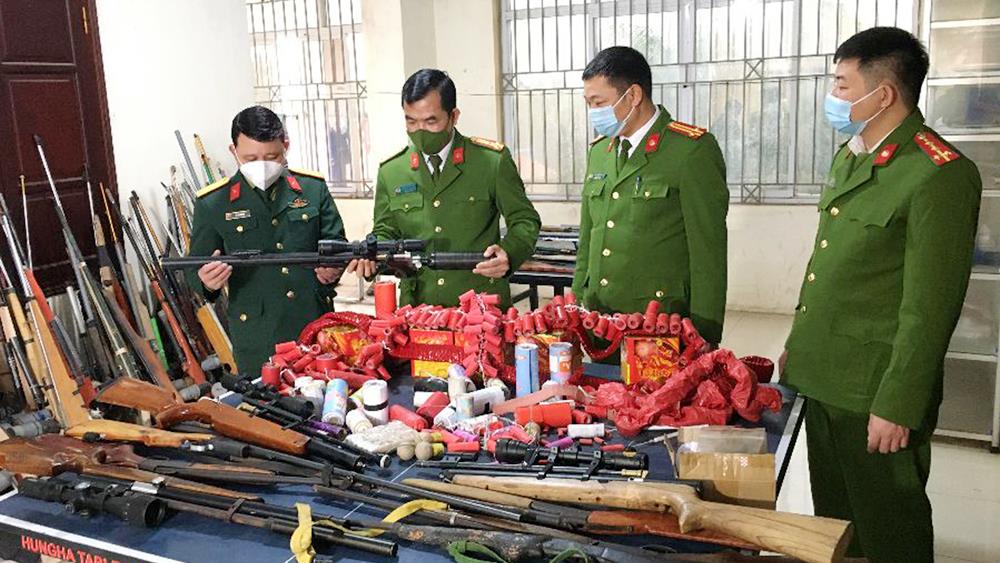Công an huyện Yên Thế thu hồi súng tự chế, vũ khí, vật liệu nổ.