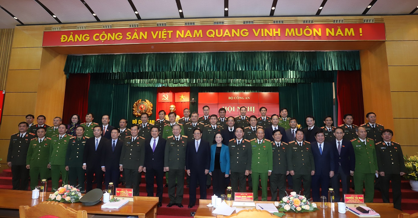 Thủ tướng Phạm Minh Chính; Bộ trưởng Tô Lâm cùng các đại biểu tại Hội nghị