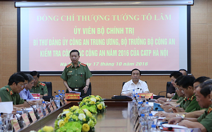 Bộ trưởng Tô Lâm kiểm tra công tác Công an năm 2016 trên địa bàn Thủ đô