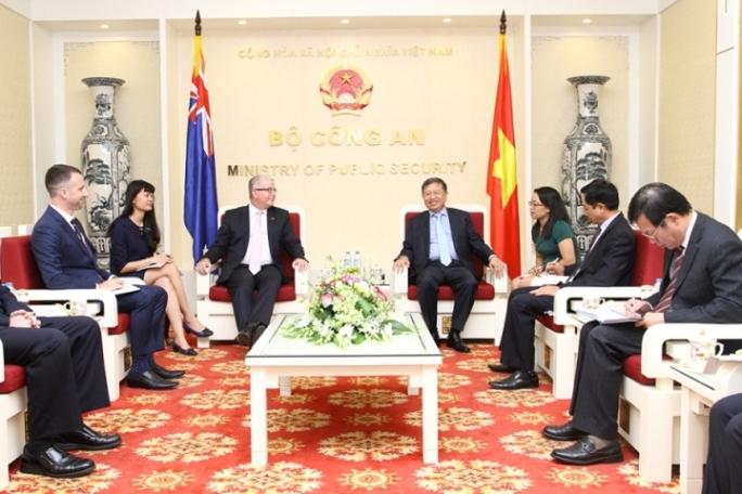 Bộ trưởng Tô Lâm tiếp Đại sứ Australia và Singapore