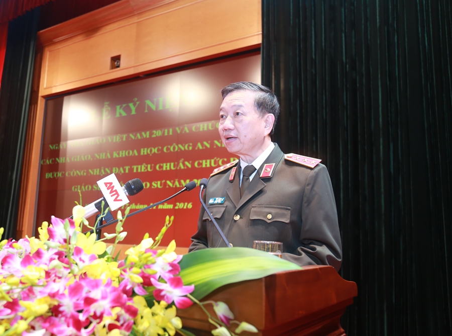 Xây dựng, phát triển đội ngũ nhà giáo, cán bộ quản lý giáo dục đáp ứng yêu cầu giáo dục, đào tạo trong Công an nhân dân thời kỳ chủ động hội nhập quốc tế