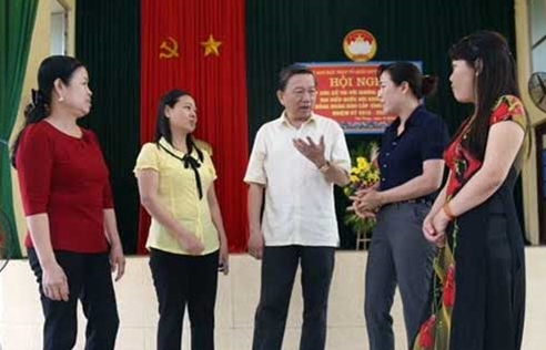 Bộ trưởng Tô Lâm tiếp xúc cử tri hai xã, phường thuộc tỉnh Bắc Ninh