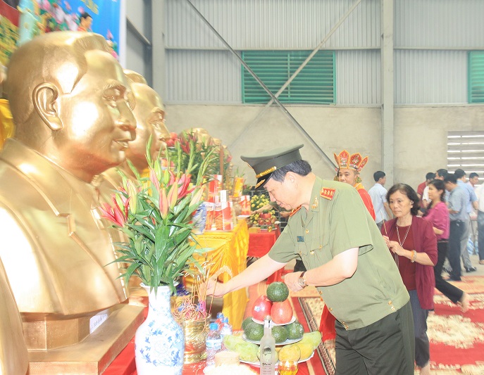 Bộ trưởng Tô Lâm dự Lễ đúc tượng các cố Bộ trưởng Bộ Nội vụ, cố Bộ trưởng Bộ Công an