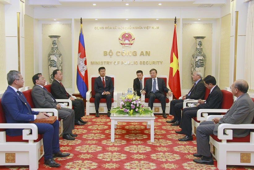 Phối hợp, đấu tranh chống hàng giả có hiệu quả