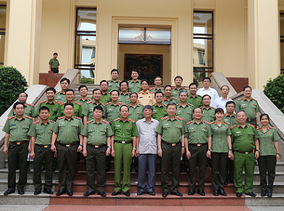 Bộ Công an gặp mặt đại biểu Quốc hội khoá XIV công tác trong Công an nhân dân