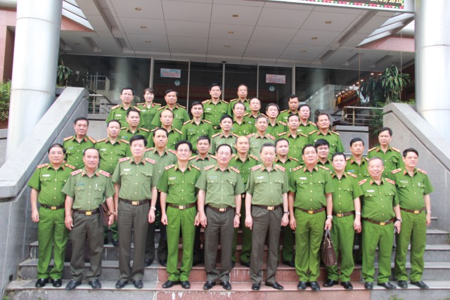 Chú trọng xây dựng hệ thống pháp luật trong thi hành án hình sự