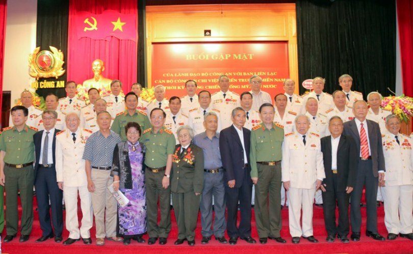 Sáng mãi phẩm chất người chiến sĩ Công an nhân dân Việt Nam anh hùng