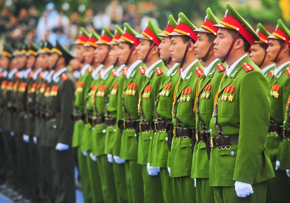 Lực lượng Công an nhân dân gương mẫu đi đầu trong thực hiện Nghị quyết Trung ương 4, khóa XII