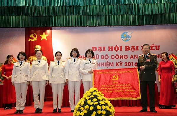 Phụ nữ Công an nhân dân trong đấu tranh giải phóng dân tộc và xây dựng, bảo vệ Tổ quốc