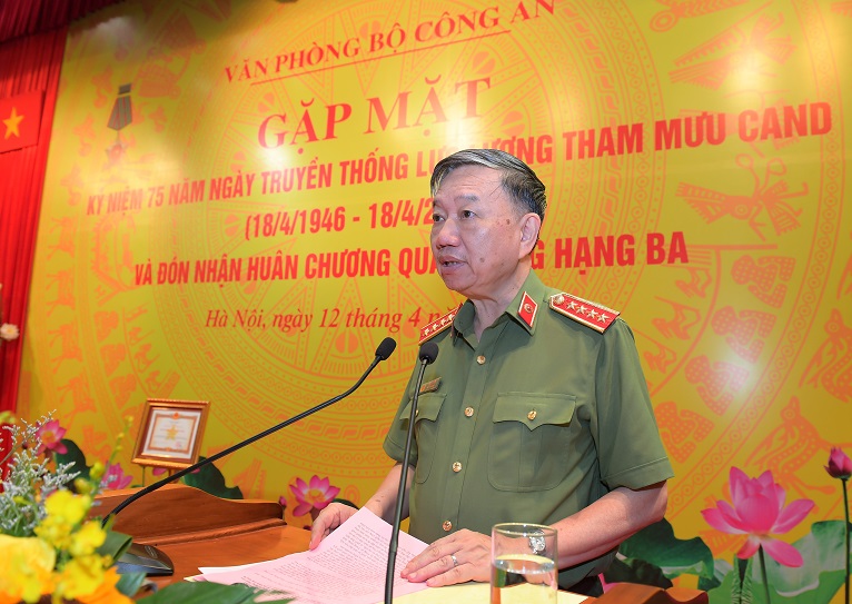 Lực lượng Tham mưu Công an nhân dân luôn luôn phát huy truyền thống, bản chất: “Trung thành – Tận tụy; Mưu trí – Sáng tạo; Đoàn kết – Lập công” trong suốt 75 năm xây dựng, chiến đấu và trưởng thành