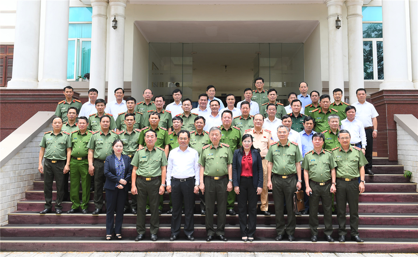 Ban Thường vụ Đảng ủy Công an Trung ương làm việc với Ban Thường vụ Tỉnh ủy Thái Nguyên