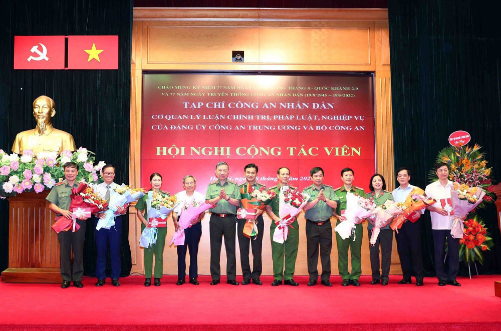 Xứng đáng là cơ quan lý luận chính trị, pháp luật, nghiệp vụ của Đảng ủy Công an Trung ương, Bộ Công an