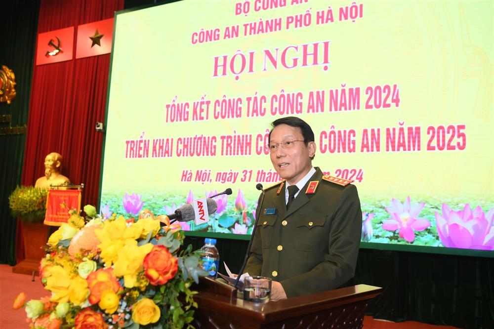 Bộ trưởng Lương Tam Quang phát biểu chỉ đạo tại Hội nghị triển khai công tác năm 2025 của Công an TP. Hà Nội.