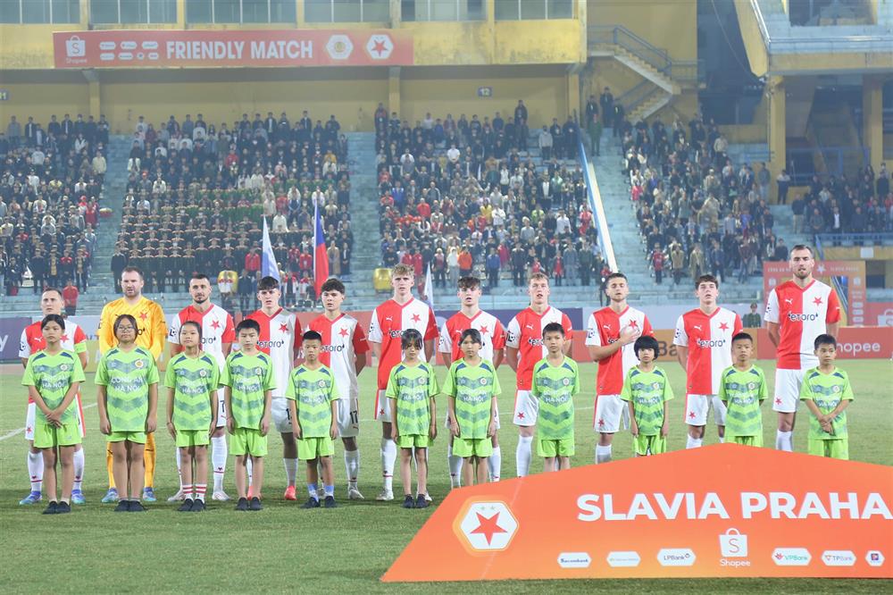 Đội hình ra quân của CLB SK Slavia Praha.