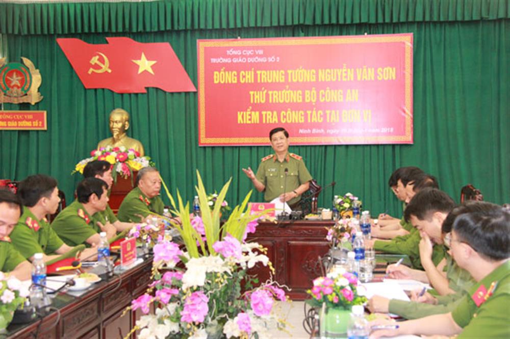 Thứ trưởng Nguyễn Văn Sơn phát biểu tại buổi kiểm tra.