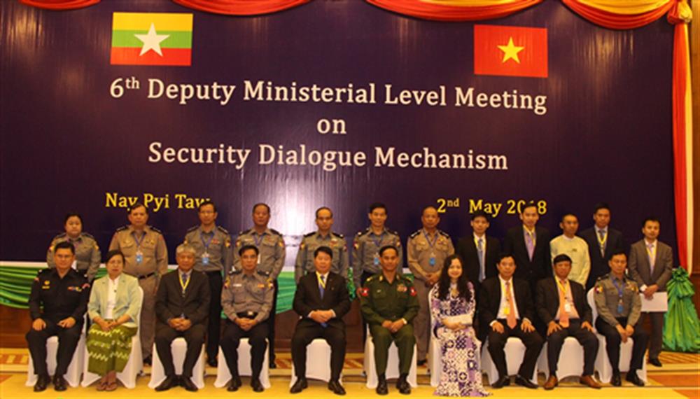 Các đại biểu dự phiên Đối thoại An ninh cấp Thứ trưởng lần thứ 6 giữa Bộ Công an Việt Nam và Bộ Nội vụ Cộng hòa Liên bang Myanmar.