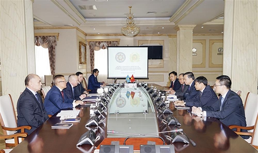 Hội đàm cấp cao Bộ Công an Việt Nam và Ủy ban An ninh Quốc gia Kazakhstan.