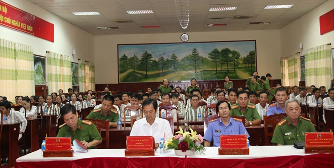 Toàn cảnh Lễ công bố tại Trại giam Định Thành.