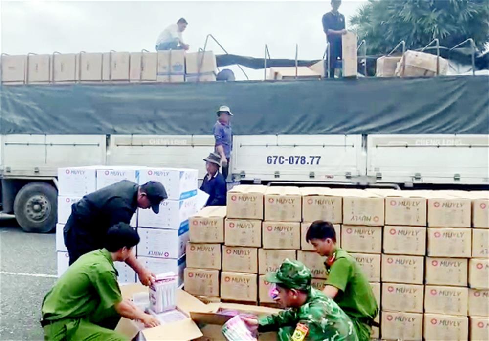 Lực lượng chức năng tỉnh An Giang phát hiện, bắt giữ nhiều vụ buôn lậu, gian lận thương mại, hàng gian, hàng giả trên địa bàn.