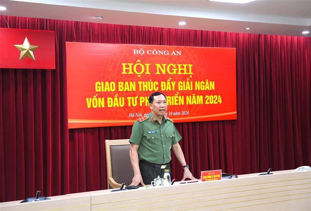 Đẩy nhanh tiến độ giải ngân vốn đầu tư phát triển năm 2024