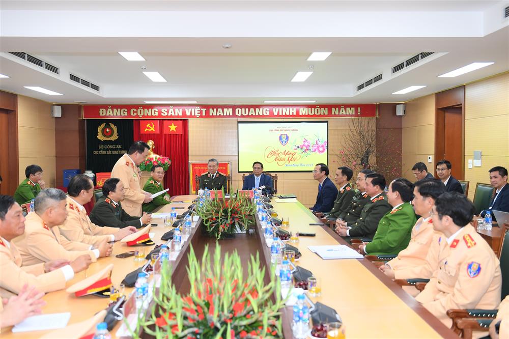Toàn cảnh buổi thăm, chúc Tết.