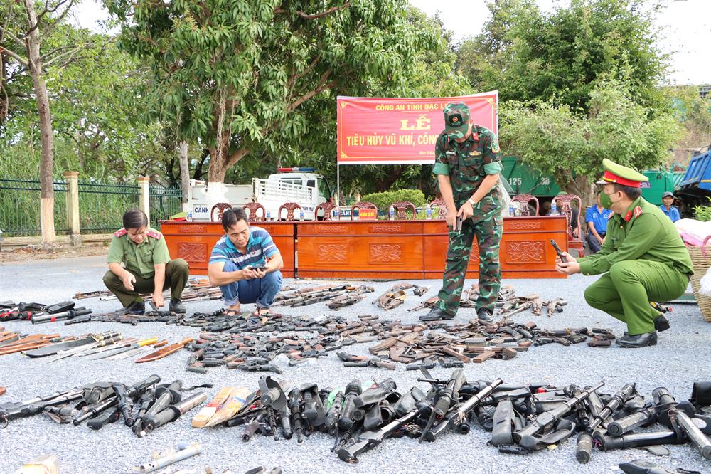 Ban Chỉ đạo 138 đã tham mưu Chủ tịch UBND tỉnh ban hành Chỉ thị 04 về tăng cường công tác quản lý vũ khí, vật liệu nổ, công cụ hỗ trợ và pháo