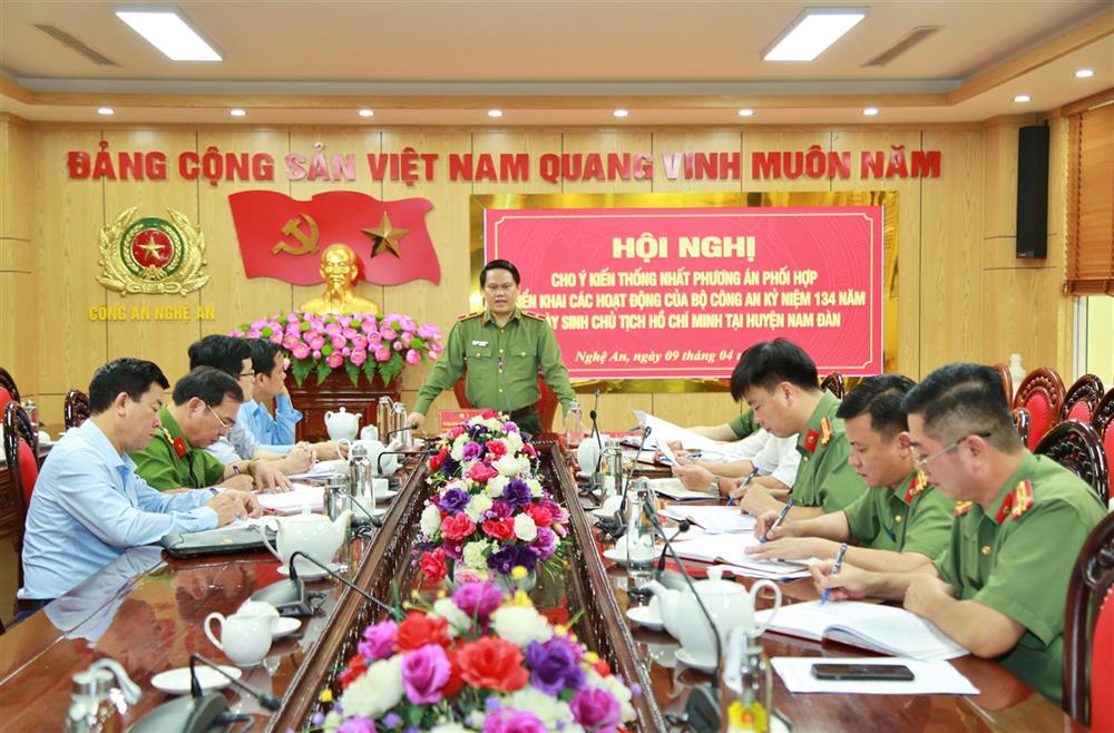 Toàn cảnh Hội nghị.