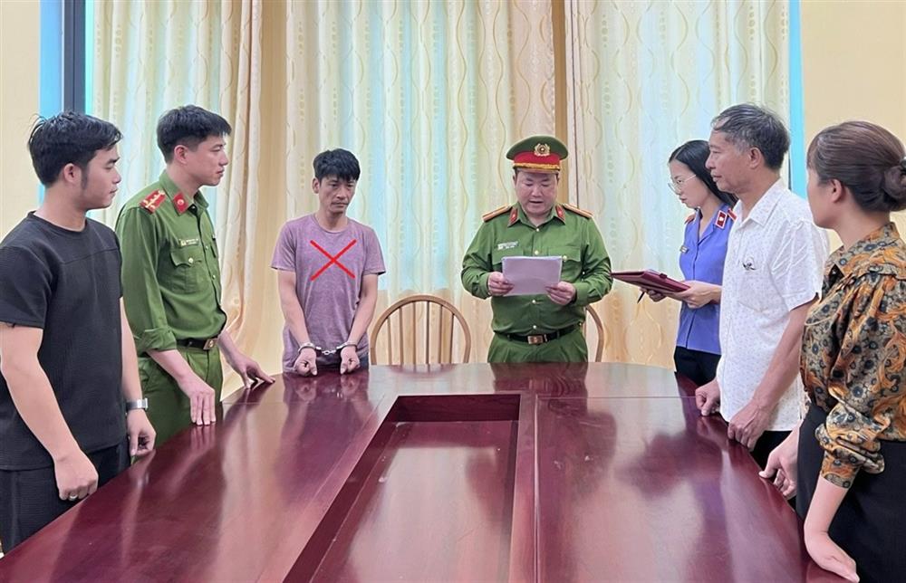 Cơ quan Cảnh sát điều tra công bố các quyết định và lệnh đối với Nguyễn Văn Bằng (đánh dấu đỏ).