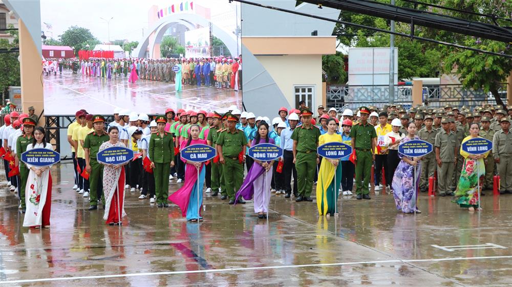 Các đội tuyển tham gia Hội thi.