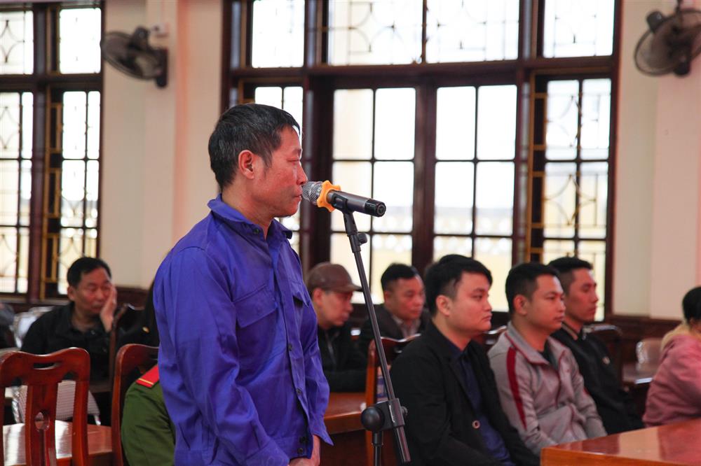 Đối tượng Trần Văn Bắc bị Tòa án nhân dân huyện Đại Từ tuyên án phạt 13 tháng tù về tội “Chống người thi hành công vụ”.