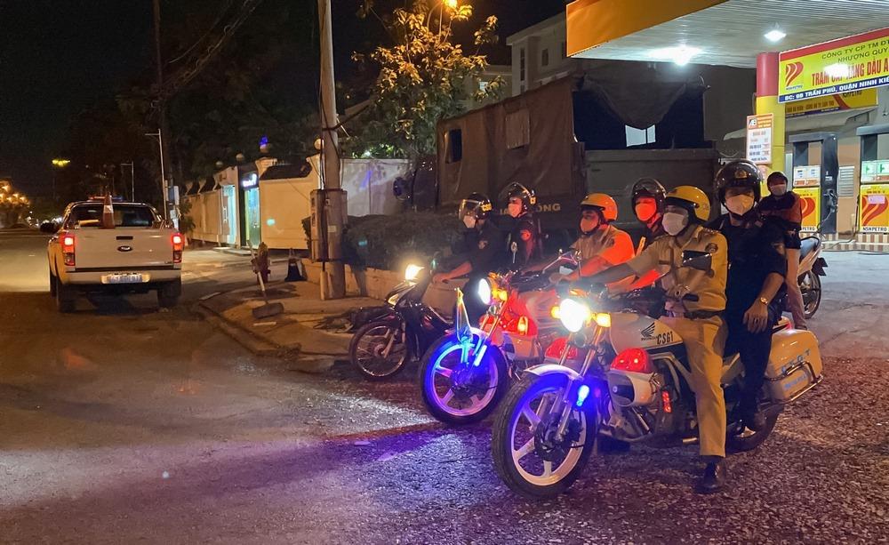 Lực lượng Cảnh sát giao thông, Công an thành phố Cần Thơ tăng cường tuần tra kiểm soát các tuyến đường trên địa bàn thành phố.