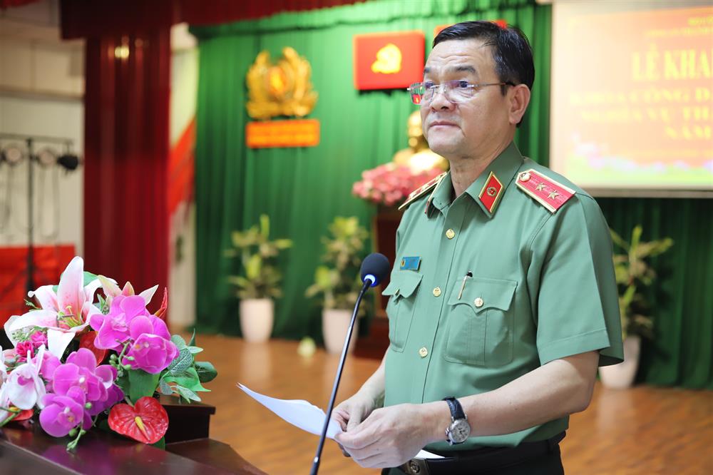 Trung tướng Lê Hồng Nam, Giám đốc Công an Thành phố Hồ Chí Minh phát biểu tại Lễ khai giảng.