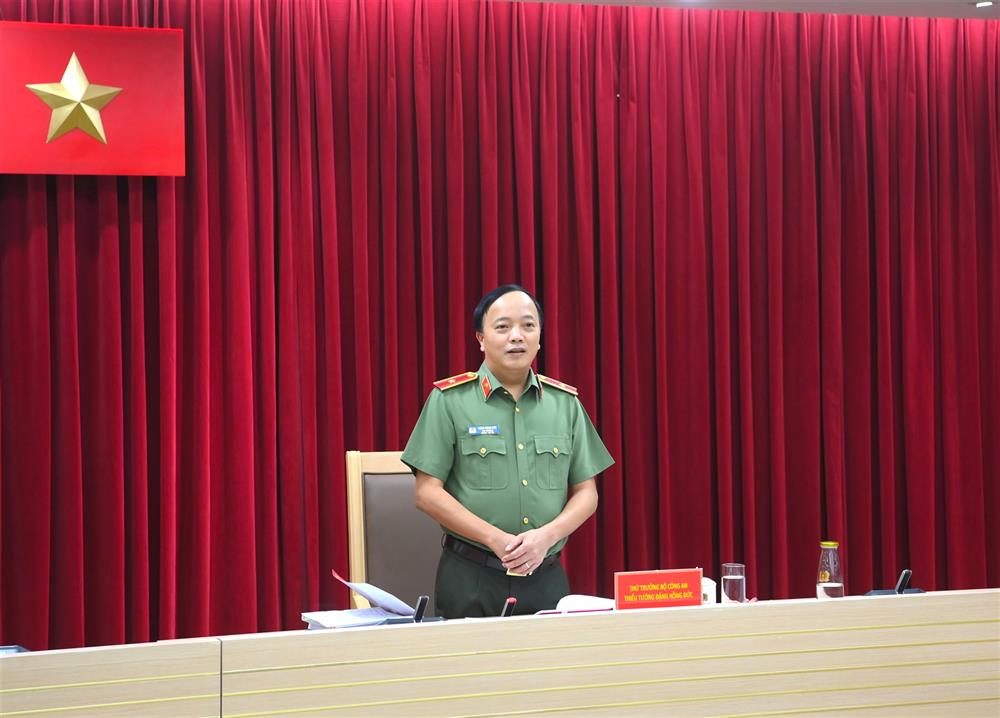 Thứ trưởng Đặng Hồng Đức phát biểu tại Hội nghị.