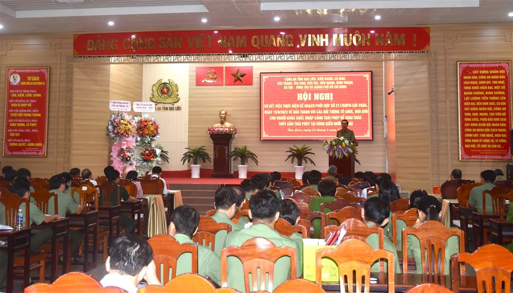 Toàn cảnh Hội nghị.