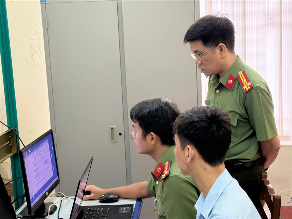 Phòng An ninh mạng và phòng chống tội phạm sử dụng công nghệ cao tăng cường kiểm tra, hướng dẫn các sở, ngành, đơn vị trong việc nhận diện nguy cơ và nâng cao kỹ năng tự bảo vệ an toàn thông tin.