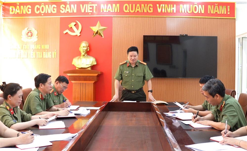 Cơ quan Ủy ban Kiểm tra Đảng ủy Công an tỉnh họp triển khai công tác chuyển đổi số trong lĩnh vực kiểm tra, giám sát.