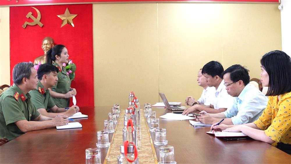 Phòng An ninh chính trị nội bộ Công an tỉnh làm việc với phòng Bảo vệ chính trị nội bộ, Ban Tổ chức Tỉnh ủy về một số vấn đề liên quan phần mềm.