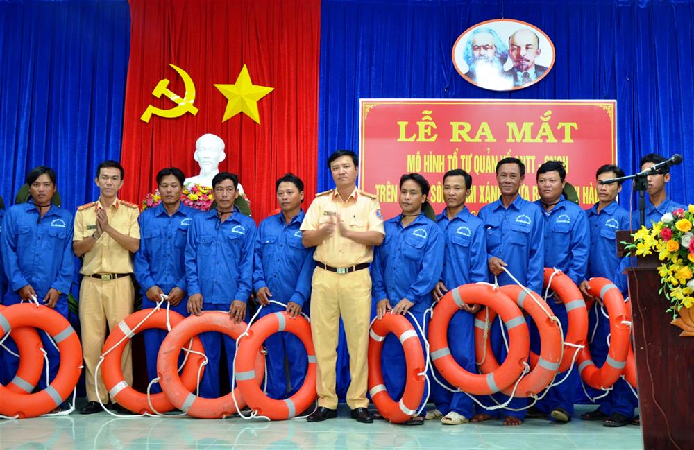 Công an tỉnh cũng phát huy hiệu quả hoạt động của các mô hình phòng chống tội phạm trong công tác phòng chống khai thác IUU.