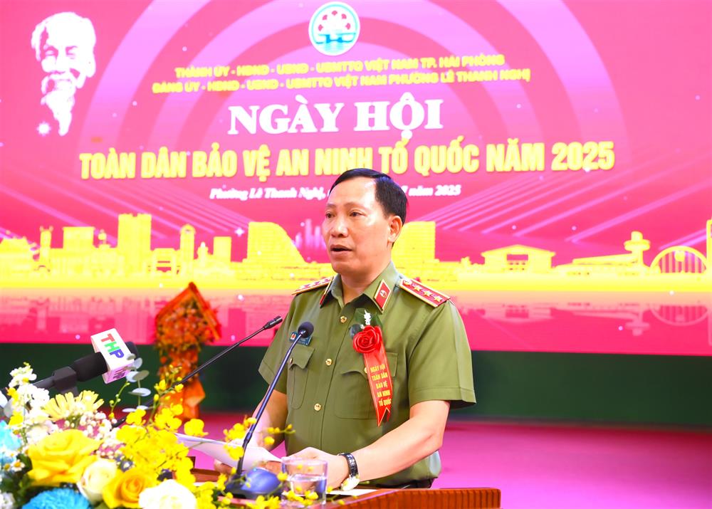 Thứ trưởng Lê Văn Tuyến phát biểu tại Ngày hội.