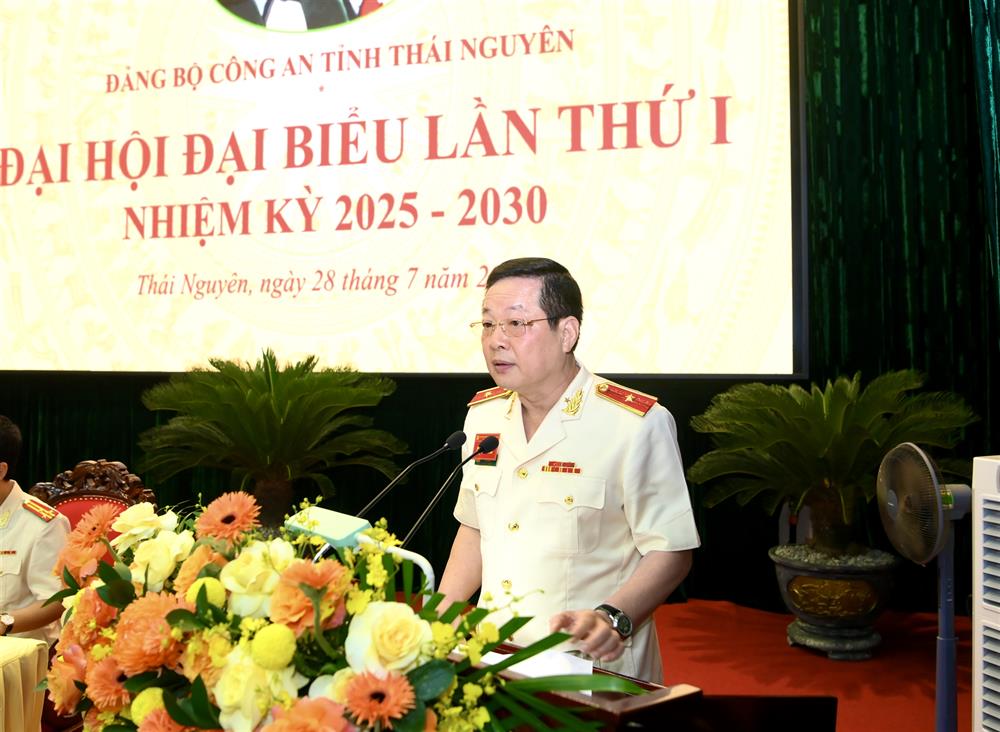 Thiếu tướng Bùi Đức Hải, Giám đốc Công an tỉnh Thái Nguyên phát biểu khai mạc tại Đại hội.
