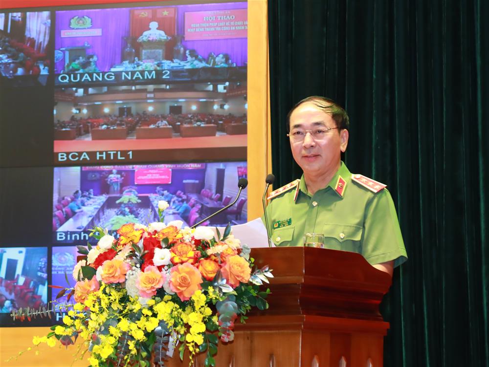 Thứ trưởng Trần Quốc Tỏ phát biểu tổng kết và bế mạc Hội thảo.