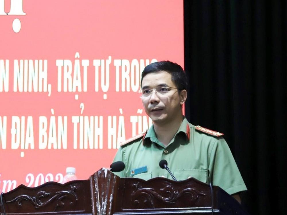 Đại tá Nguyễn Hồng Phong phát biểu đáp từ tại Hội nghị.