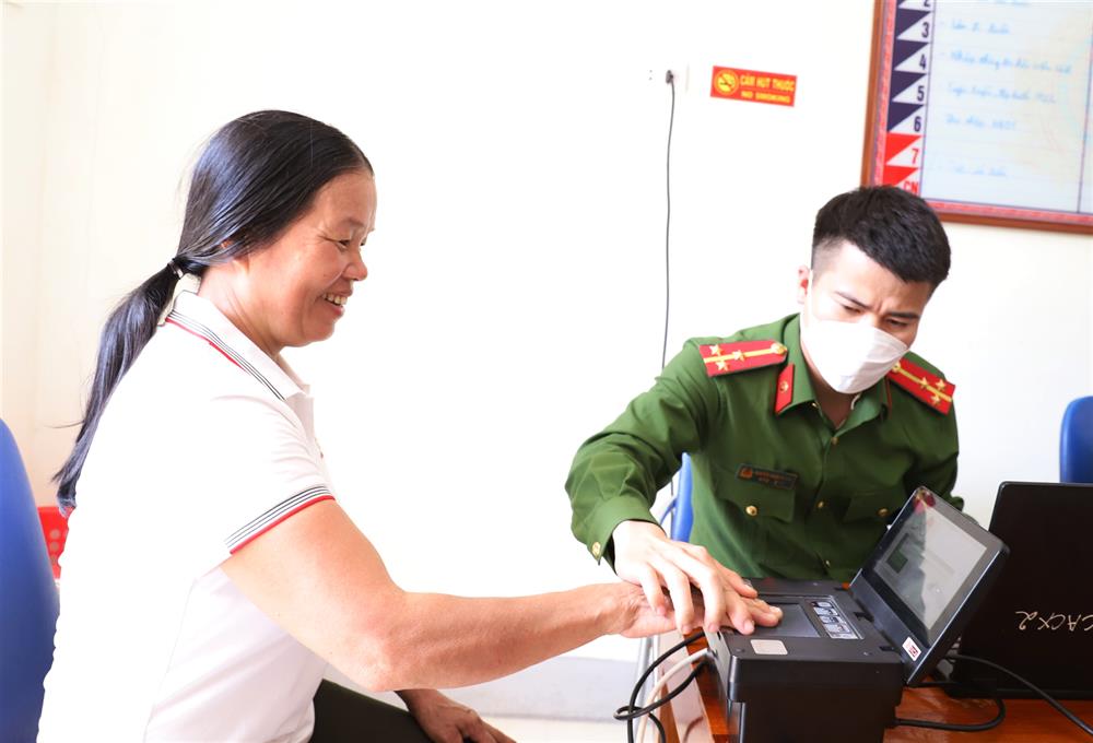 Công an xã Đức Liên những ngày cao điểm.