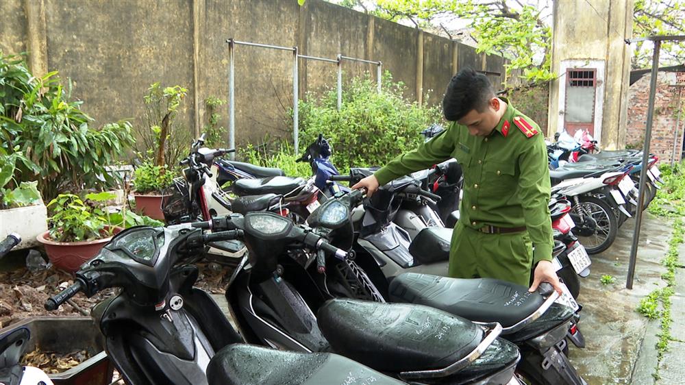 Tang vật vụ án.
