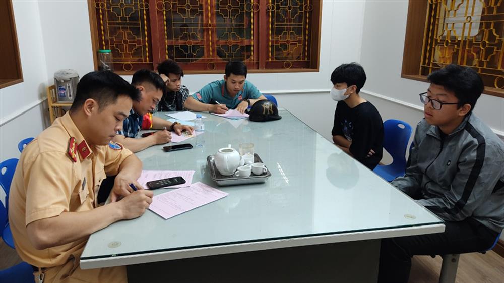 Nhiều đối tượng vi phạm dưới 16 tuổi.