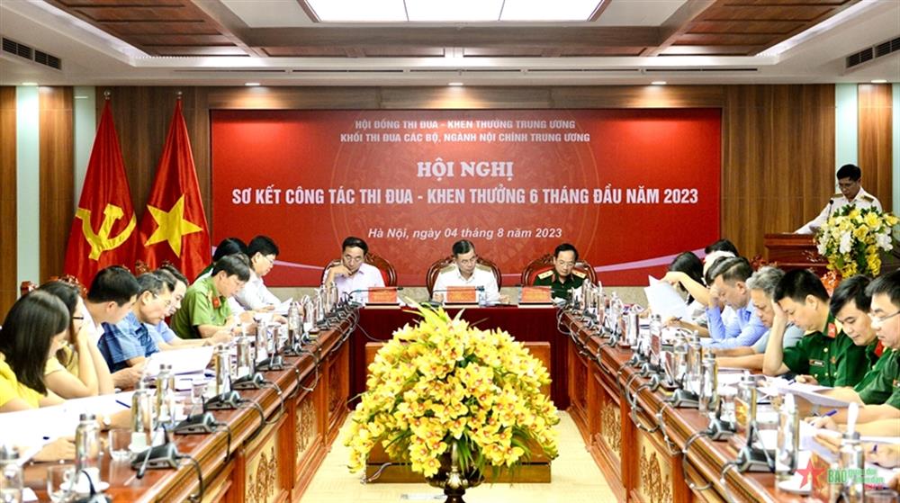 Toàn cảnh Hội nghị.