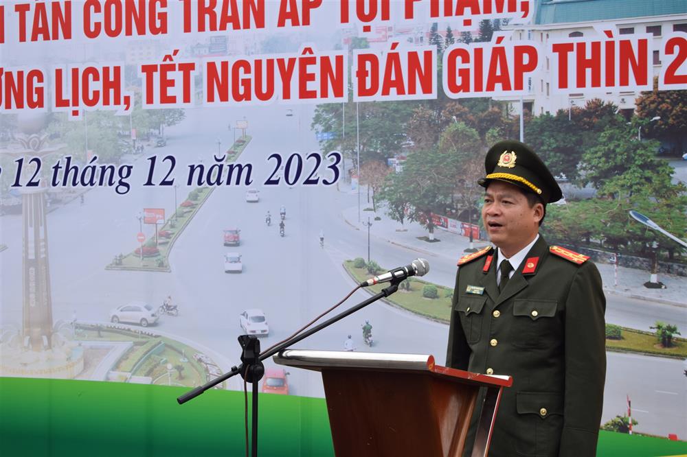Đại tá Nguyễn Thanh Trường, Giám đốc Công an tỉnh chủ trì Lễ ra quân.