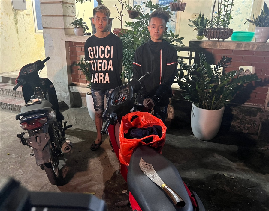 02 đối tượng gây án.