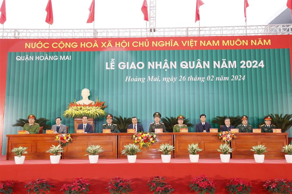 Các đại biểu dự Lễ giao, nhận quân.