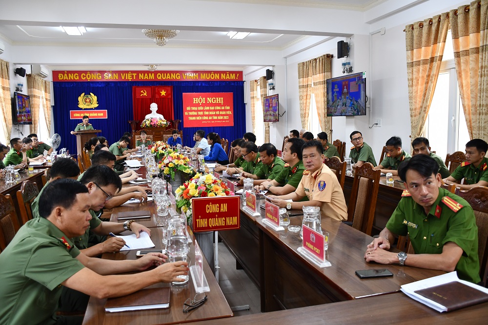 Toàn cảnh Hội nghị đối thoại.